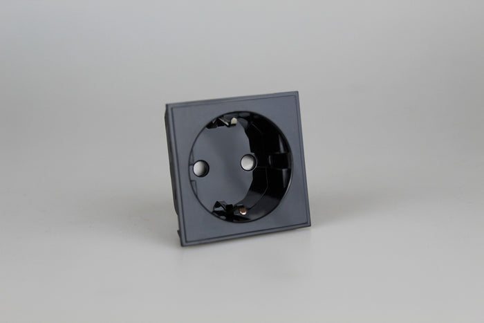 Varilight DSEUFB - 16A Euro Socket Schuko (2 DataGrid Spaces)