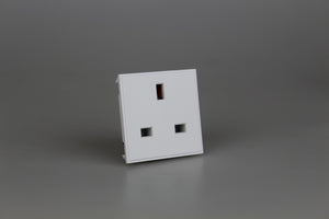 Varilight DSUKW - 13A UK Socket Unswitched (2 DataGrid Spaces)