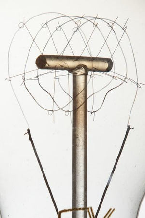 F1920-ES - 240v 60w E27 Ferrowatt Antique Loop