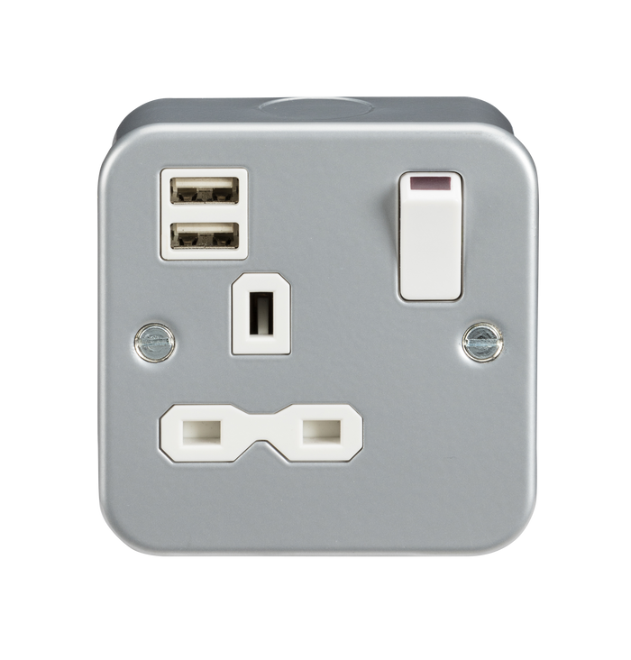 Knightsbridge MR9124 Metal Clad 13A 1G Switched Socket with Dual USB Charger (2.4A)