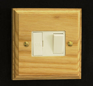 Varilight XK6AW - 13A Switched Fused Spur 