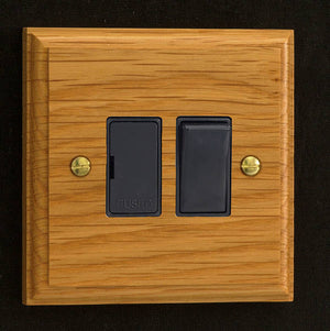 Varilight XK6OB - 13A Switched Fused Spur 