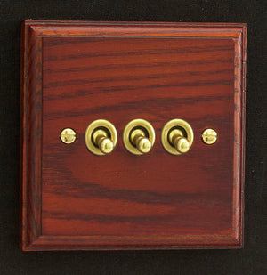 Varilight XKT3M - 3-Gang 10A 1- or 2-Way Toggle Switch