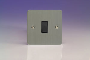 Varilight XFSBPB - 1-Gang 10A Retractive Switch