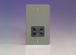 Varilight XFSSSB - Dual Voltage Shaver Socket 240V/115V 240V/115V